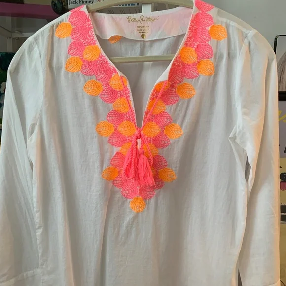 Lilly Pulitzer Amelia Island Resort White Tunic Top- Unworn - Picture 1 of 4